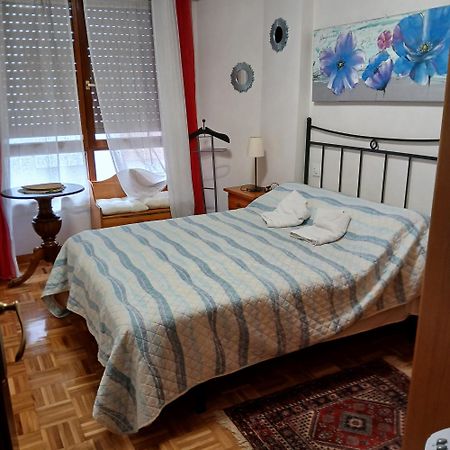 Apartamento Los Fresnos Gijón Quarto foto